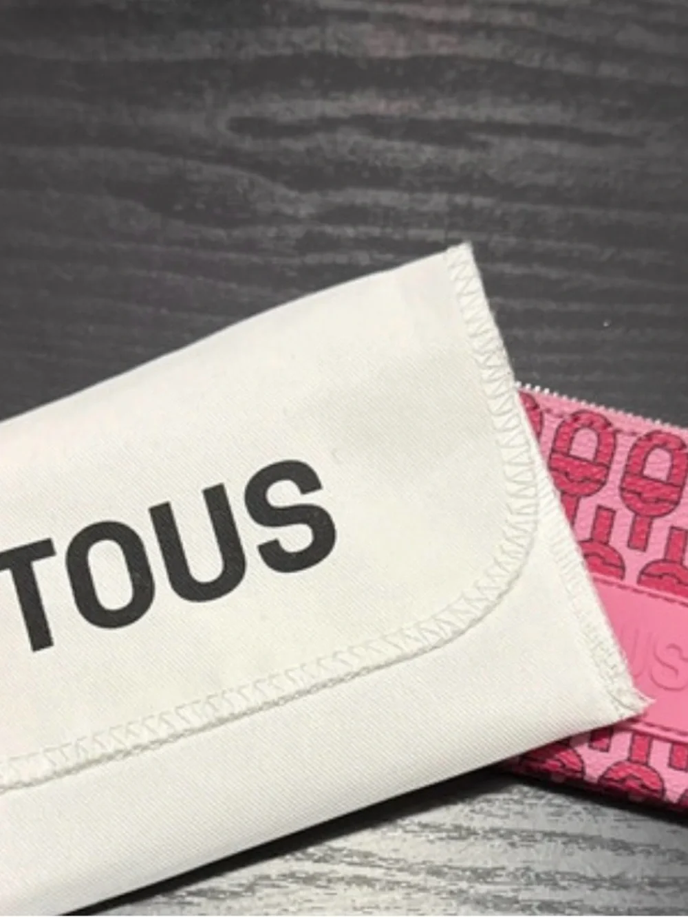TOUS Pink Logo Zip Cardholder with Embossed Patch